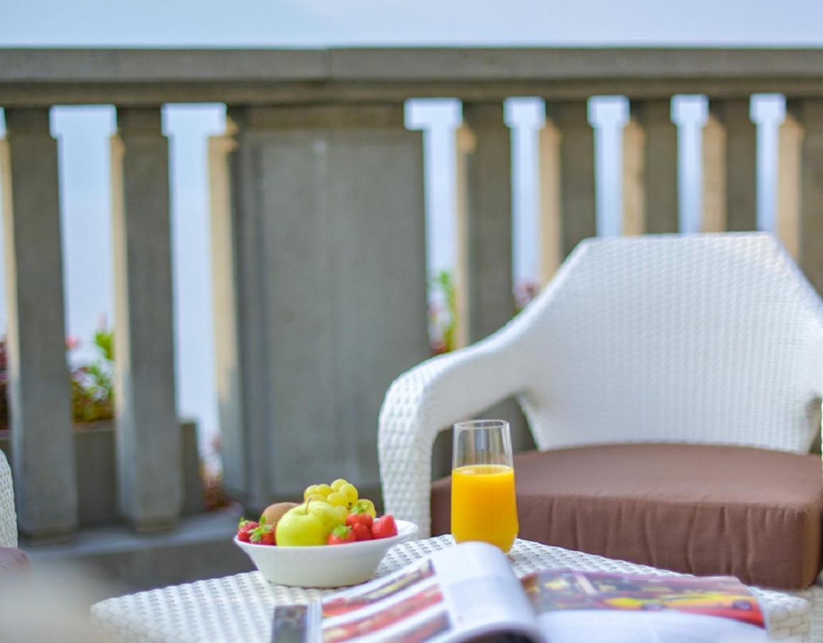 Villa Lario Resort Mandello Mandello del Lario Eksteriør billede